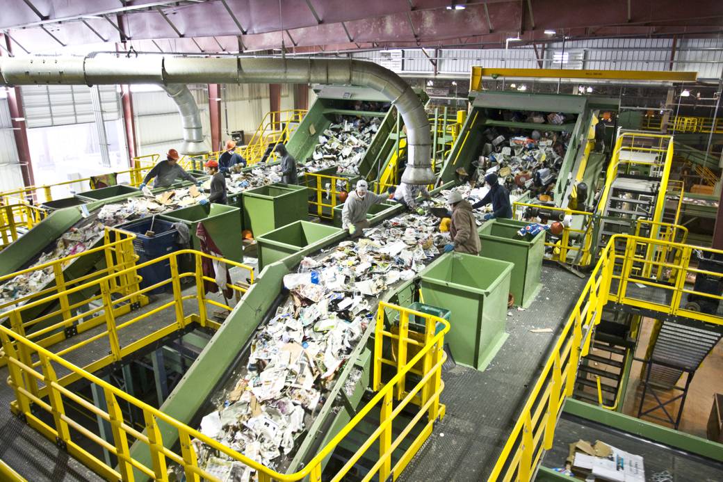 Duy Tan Recycle - Nhà máy tái chế giúp giảm thiểu rác thải nhựa hiện nay
